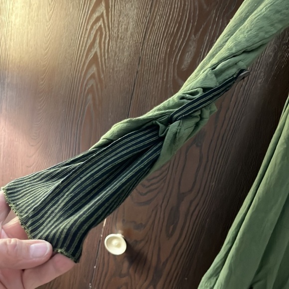 Avatar olive green long dress with black/ dark green underlay. Size S/M NWT - Picture 5 of 15